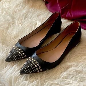 Gucci Leather Studded Ballet Flats | 37